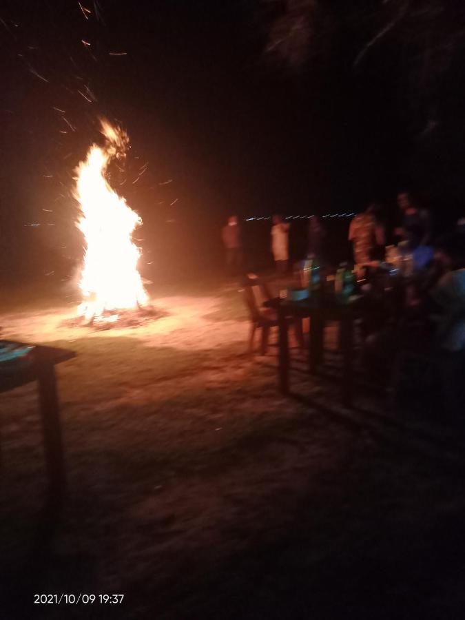 Serenity Lake Resort Yala Tissamaharama Dış mekan fotoğraf