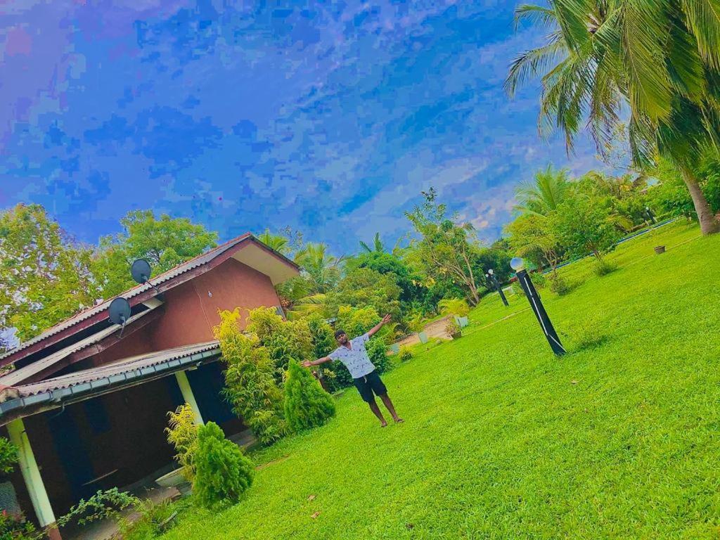 Serenity Lake Resort Yala Tissamaharama Dış mekan fotoğraf
