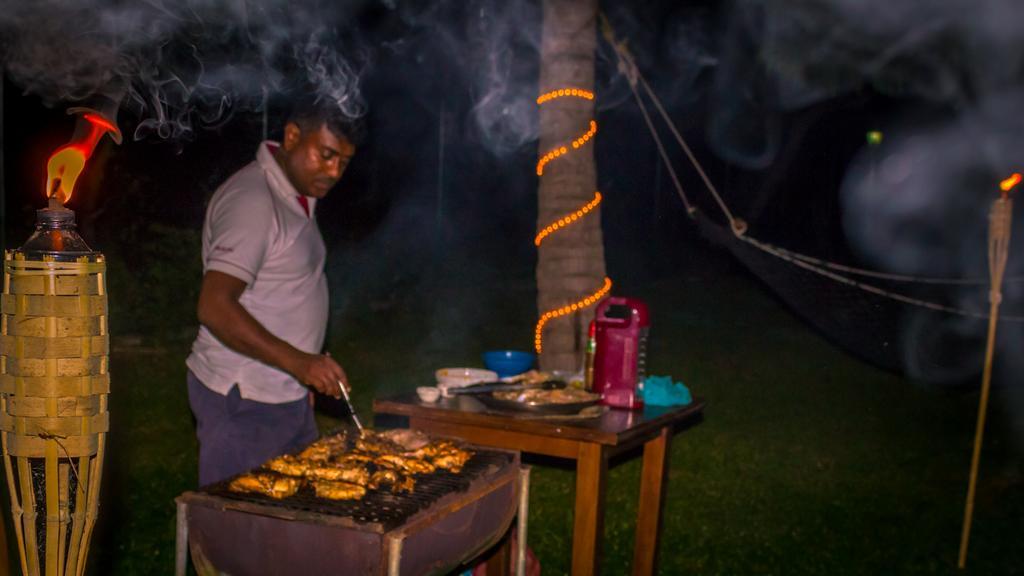 Serenity Lake Resort Yala Tissamaharama Dış mekan fotoğraf